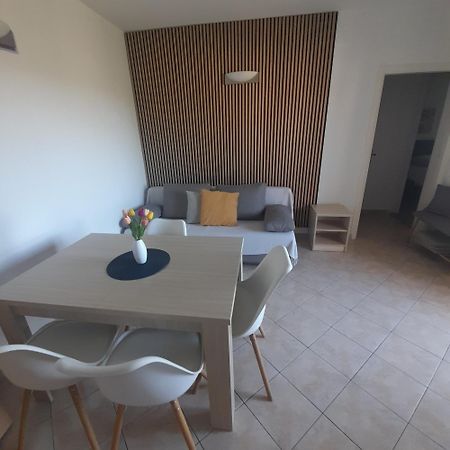 ביוגראד נה מורו Apartments Filipovic מראה חיצוני תמונה