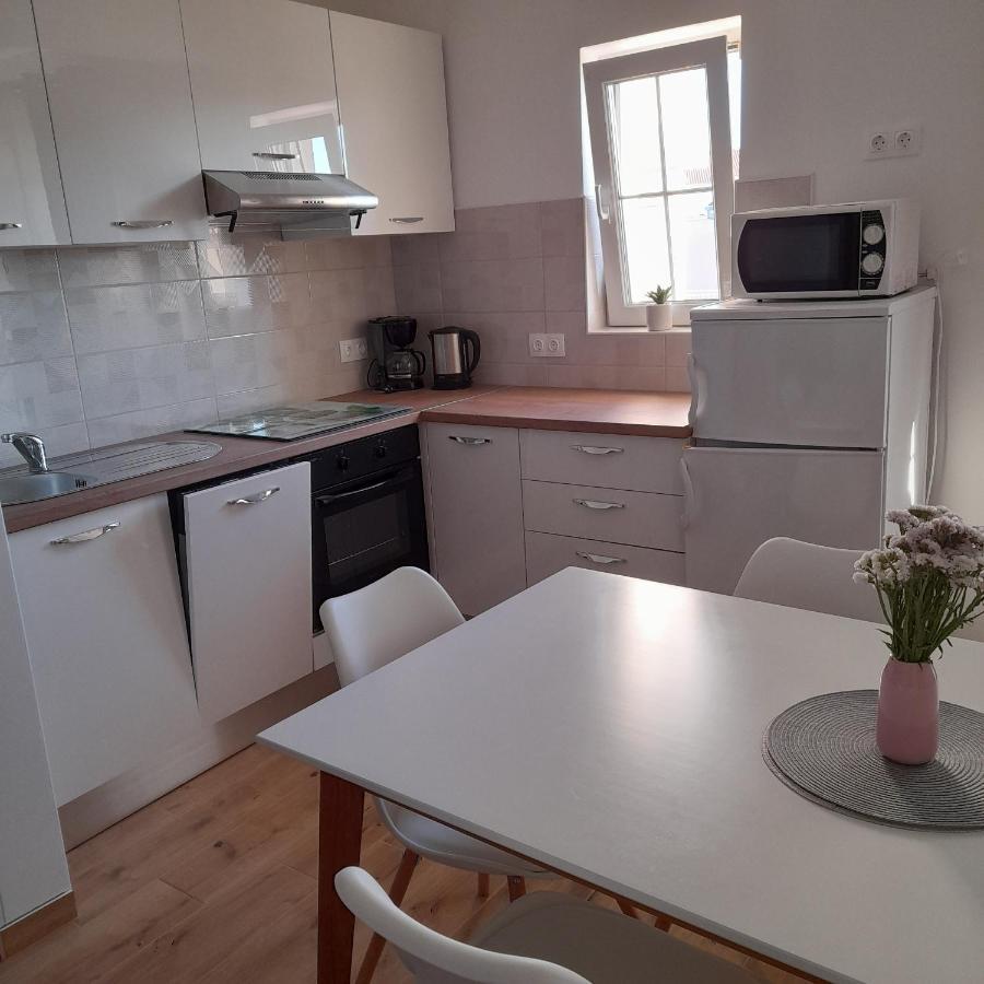 ביוגראד נה מורו Apartments Filipovic מראה חיצוני תמונה