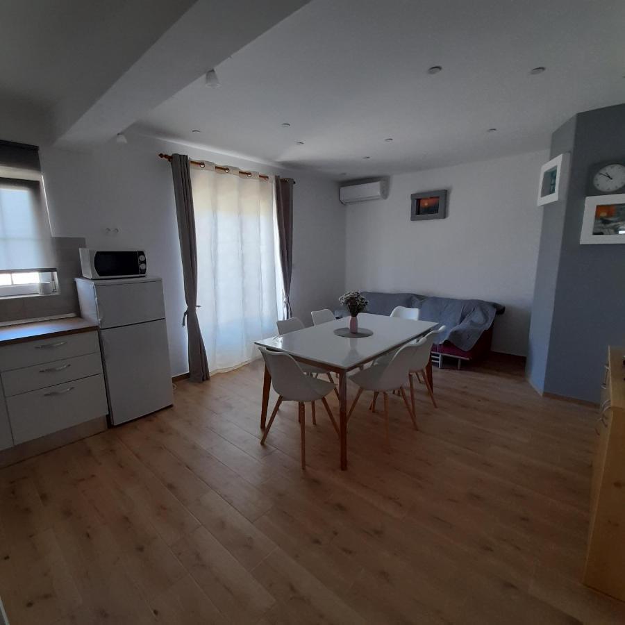 ביוגראד נה מורו Apartments Filipovic מראה חיצוני תמונה