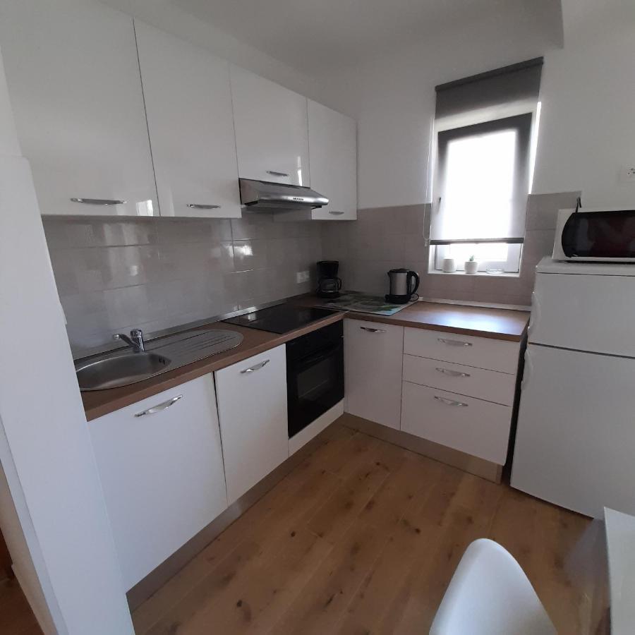 ביוגראד נה מורו Apartments Filipovic מראה חיצוני תמונה