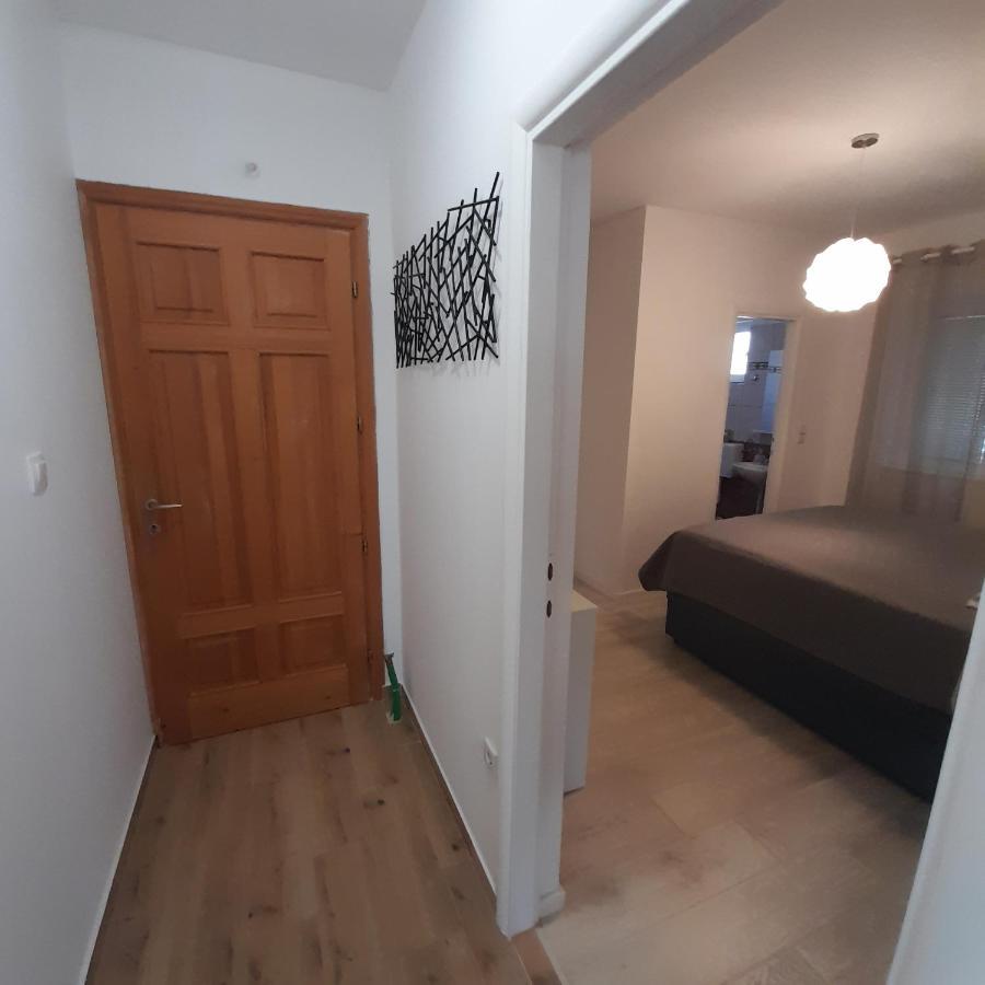 ביוגראד נה מורו Apartments Filipovic מראה חיצוני תמונה